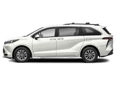 2025 Toyota Sienna LE