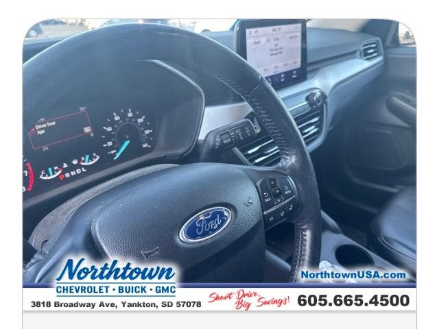 2020 Ford Escape SEL