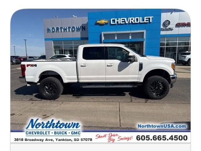 2017 Ford Super Duty F-250 SRW Lariat