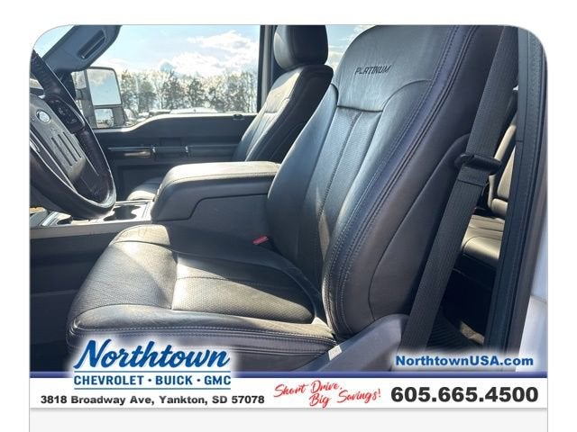 2015 Ford Super Duty F-250 SRW Lariat