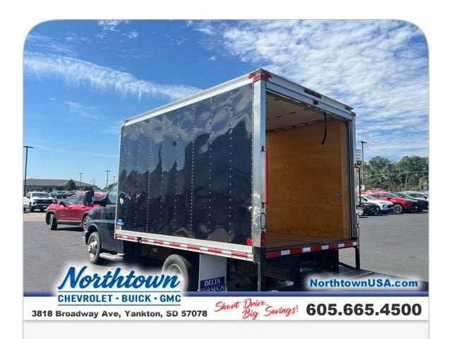 2013 Chevrolet Express Cutaway 3500 3500