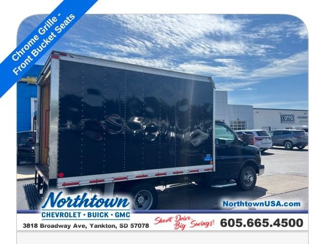 2013 Chevrolet Express Cutaway 3500 3500