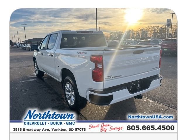 2025 Chevrolet Silverado 1500 Custom