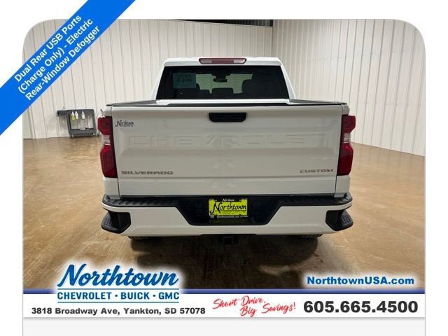 2025 Chevrolet Silverado 1500 Custom