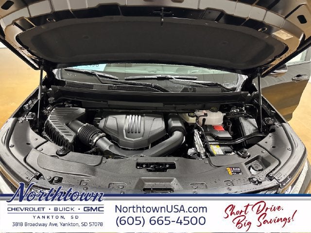 2027 Chevrolet Traverse LT - Photo 17