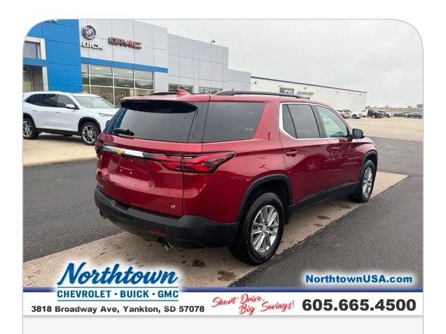 2023 Chevrolet Traverse LT Cloth