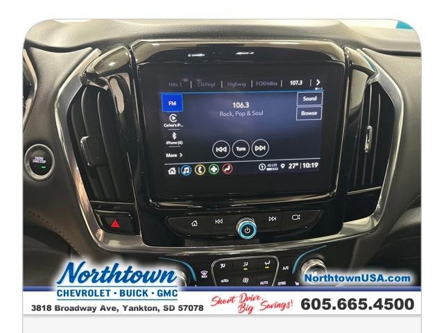 2023 Chevrolet Traverse LT Leather