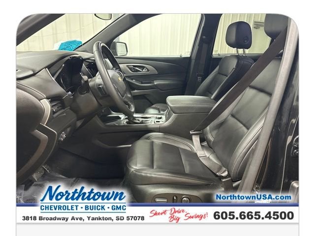 2023 Chevrolet Traverse LT Leather