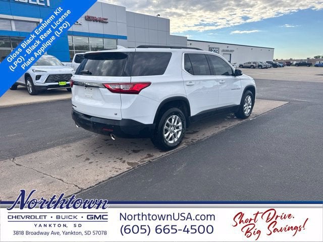 2021 Chevrolet Traverse LT Leather