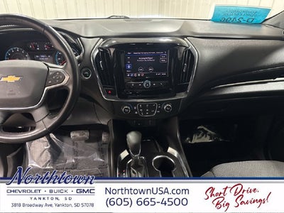 2022 Chevrolet Traverse LT Cloth