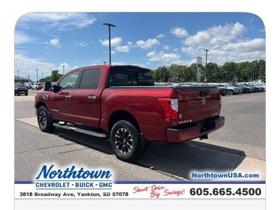 2017 Nissan Titan SL