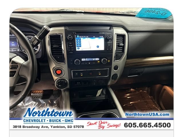 2017 Nissan Titan SL