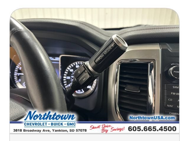 2017 Nissan Titan SL