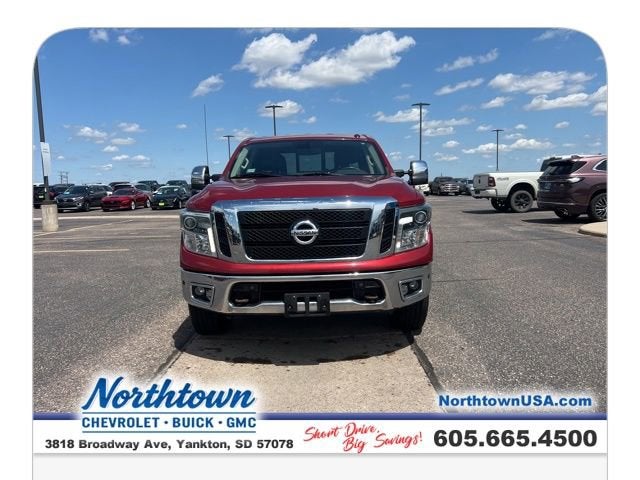 2017 Nissan Titan SL