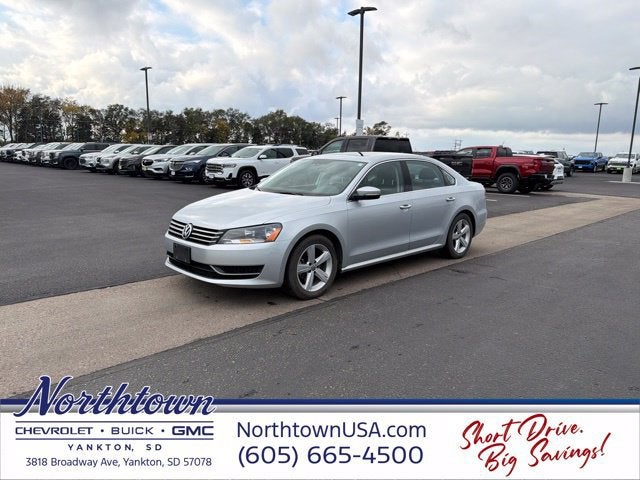 2013 Volkswagen Passat SE