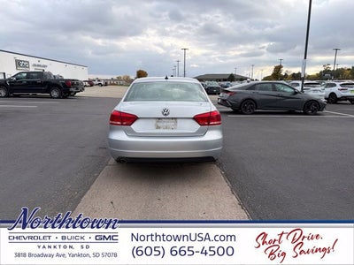 2013 Volkswagen Passat SE