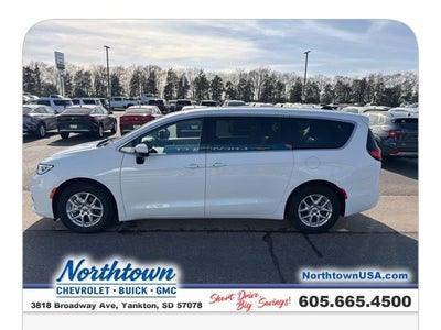 2023 Chrysler Pacifica Touring L