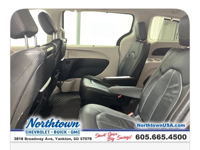 2018 Chrysler Pacifica Touring L Plus