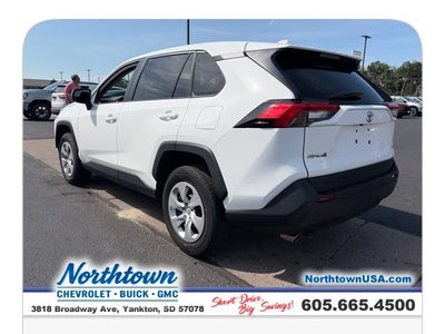 2025 Toyota RAV4 LE
