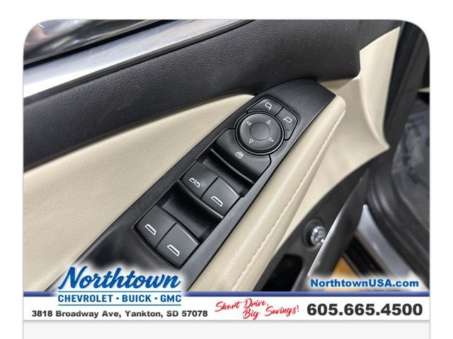 2019 Buick Enclave Essence
