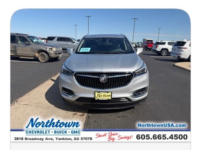 2020 Buick Enclave Essence