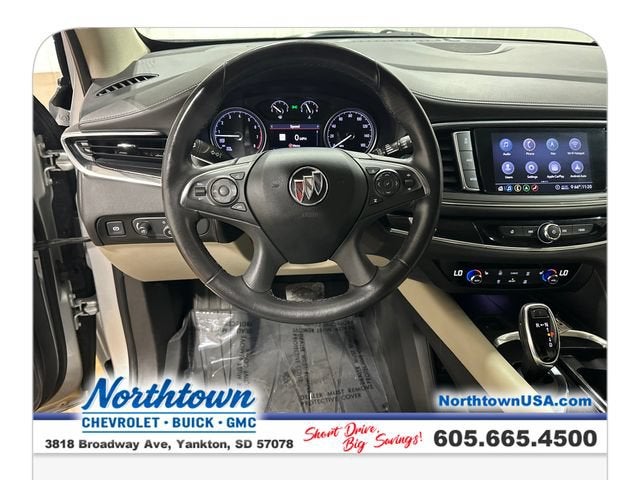 2021 Buick Enclave Essence