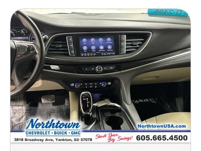 2021 Buick Enclave Essence