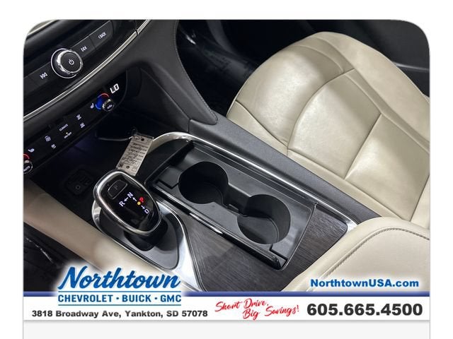 2021 Buick Enclave Essence
