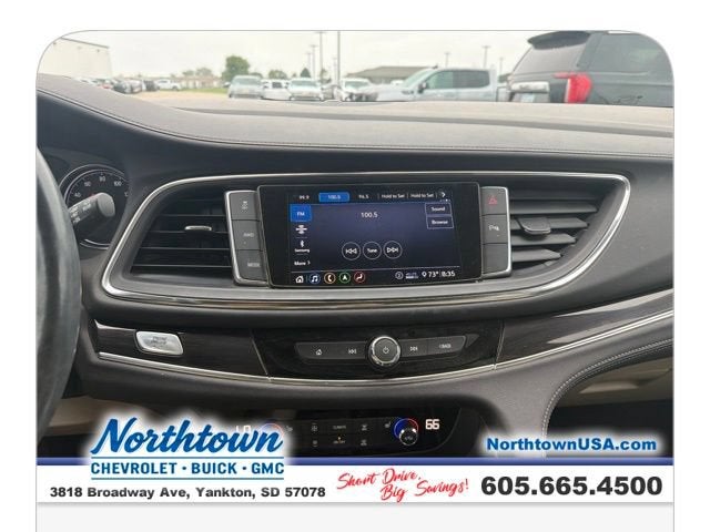 2021 Buick Enclave Essence