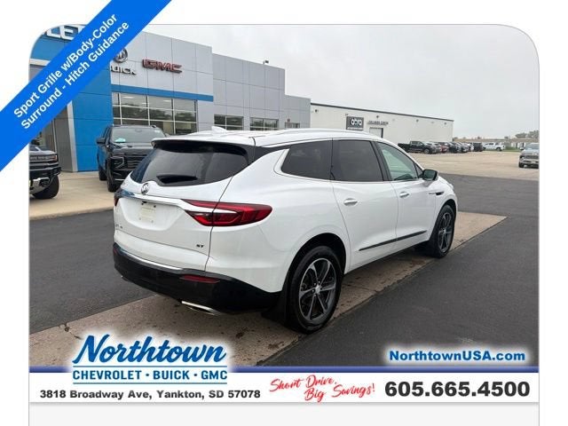 2021 Buick Enclave Essence
