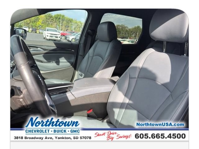 2023 Buick Enclave Premium