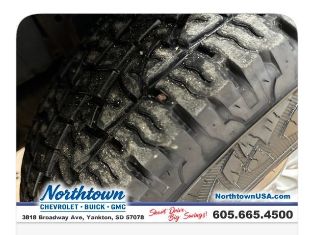 2012 Nissan Armada SV