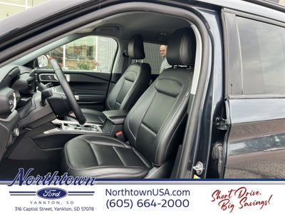 2024 Ford Explorer XLT