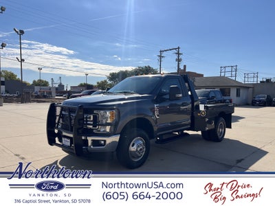 2017 Ford Super Duty F-350 DRW XLT