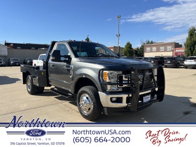2017 Ford Super Duty F-350 DRW XLT