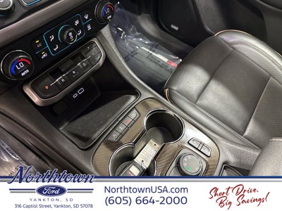 2021 GMC Acadia AT4